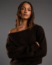 Load image into Gallery viewer, OFF SHOULDER KNIT JUMPER