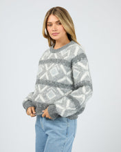 Load image into Gallery viewer, ZOIA KNIT CREW
