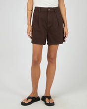 Load image into Gallery viewer, STEVIE DENIM SHORT - BROWN