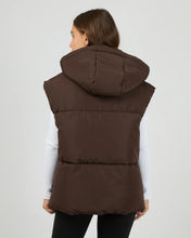 Load image into Gallery viewer, ELEVATE PUFFER VEST