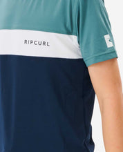 Load image into Gallery viewer, UNDERTOW S/S RASH VEST - BOY