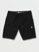 Load image into Gallery viewer, LIDO SOLID MOD 20" BOARDSHORT - BLACK