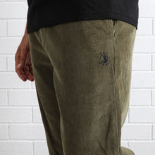 Load image into Gallery viewer, WHALER CORD PANT 2.0 - MILITARY