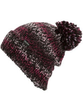 Load image into Gallery viewer, CHEVRON BEANIE
