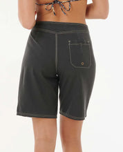 Load image into Gallery viewer, PACIFIC RIDER 10 BOARDSHORT
