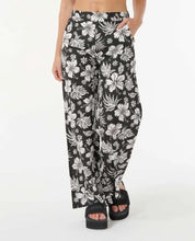 Load image into Gallery viewer, KEEPSAKES BEACH PANT
