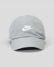 Load image into Gallery viewer, U NK CLUB CAP
