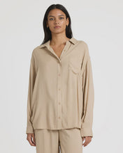 Load image into Gallery viewer, SHOWDOWN L/S
