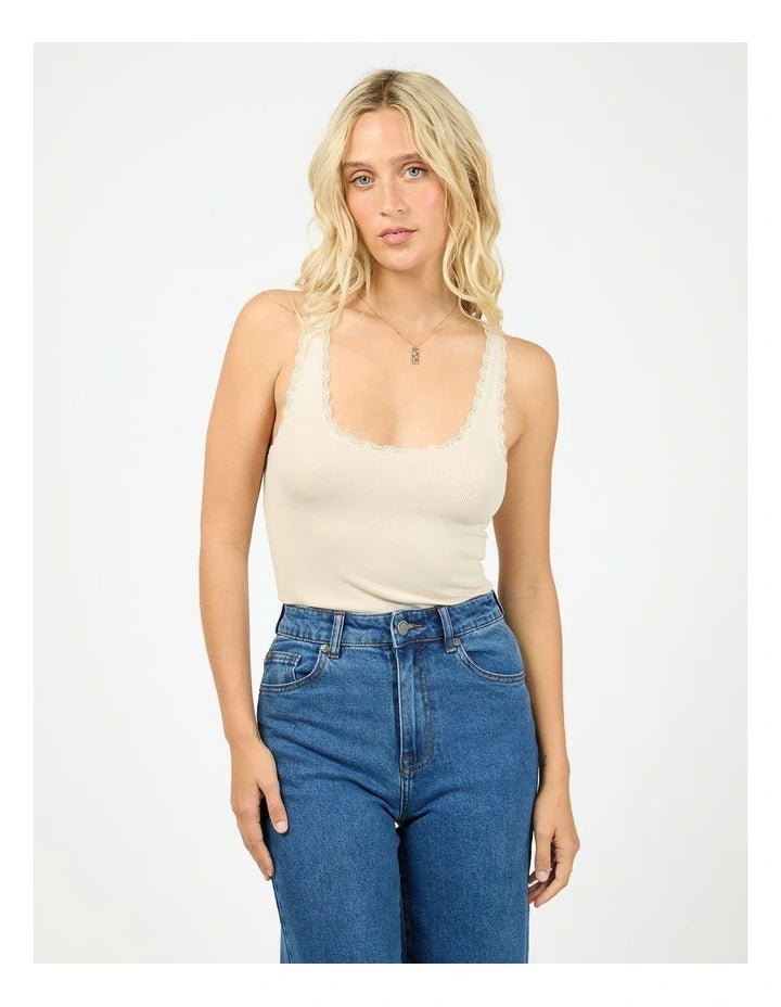 WASHED RIB LACE TOP