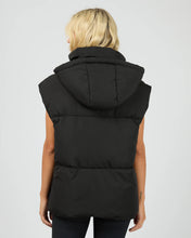 Load image into Gallery viewer, ELEVATE PUFFER VEST
