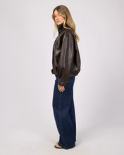 Load image into Gallery viewer, JAYNEE FUNNEL NECK JACKET
