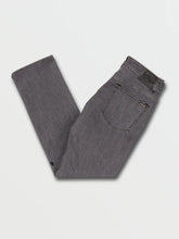 Load image into Gallery viewer, SOLVER MODERN FIT JEANS - EASY ENZYME GREY
