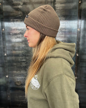 Load image into Gallery viewer, RSE PIP CABLE  BEANIE - WALNUT
