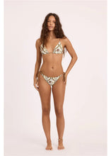 Load image into Gallery viewer, FLORAL FOLKS REVERSIBLE TRIANGLE TOP

