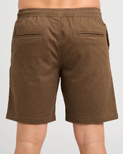 Load image into Gallery viewer, STRANDED / 18" CHINO SHORT
