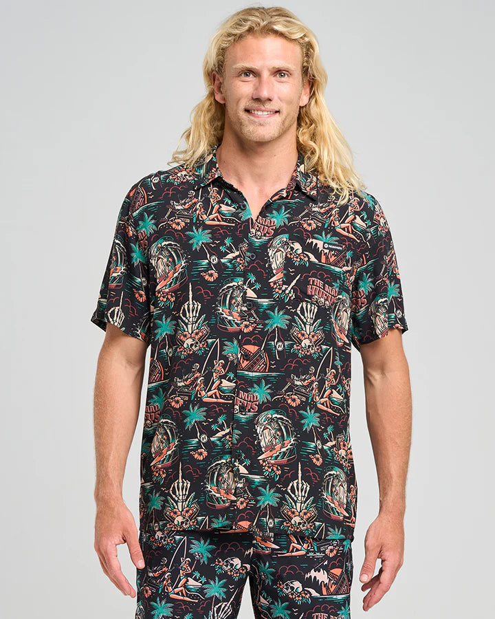 SHE'LL BE RIGHT SS WOVEN SHIRT