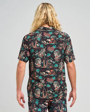 Load image into Gallery viewer, SHE&#39;LL BE RIGHT SS WOVEN SHIRT
