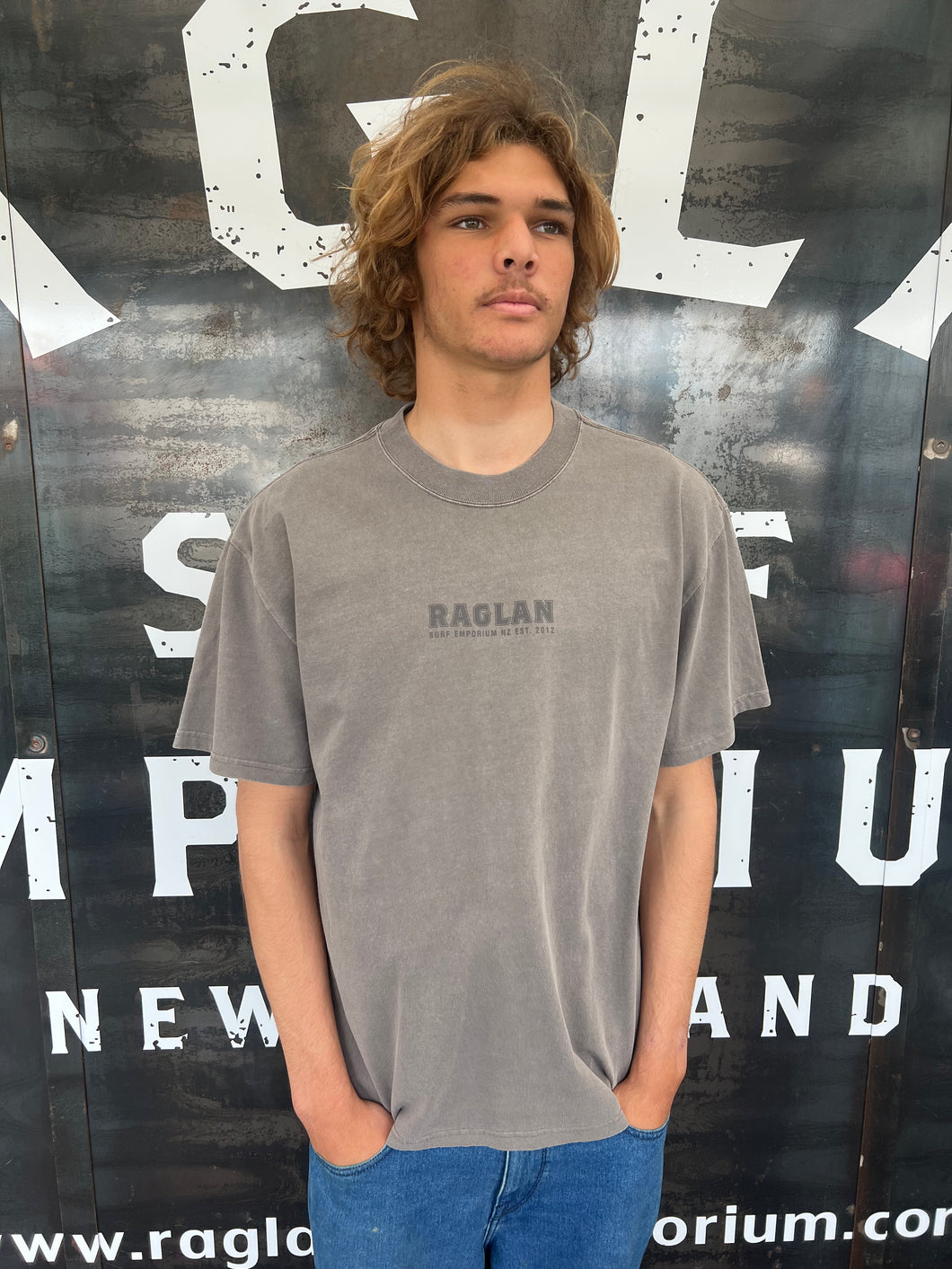 RSE COLLEGE CENTER HEAVY FADED TEE  - FADED GREY