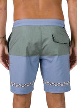 Load image into Gallery viewer, FOUR DOORS 17.5 BOARDSHORT
