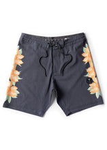 Load image into Gallery viewer, PUPUKEA 18.5&quot; BOARDSHORT

