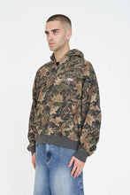 Load image into Gallery viewer, CAMO SUB CROP ZIP HOOD

