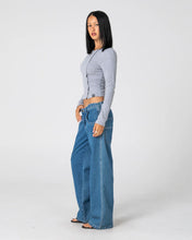 Load image into Gallery viewer, FLIP MOMMY LOW RISE TAPELESS DENIM JEANS
