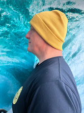 Load image into Gallery viewer, RSE CUFF TOWN BEANIE - MUSTARD
