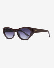 Load image into Gallery viewer, REALITY THE SPECTOR - CHOCOLATE
