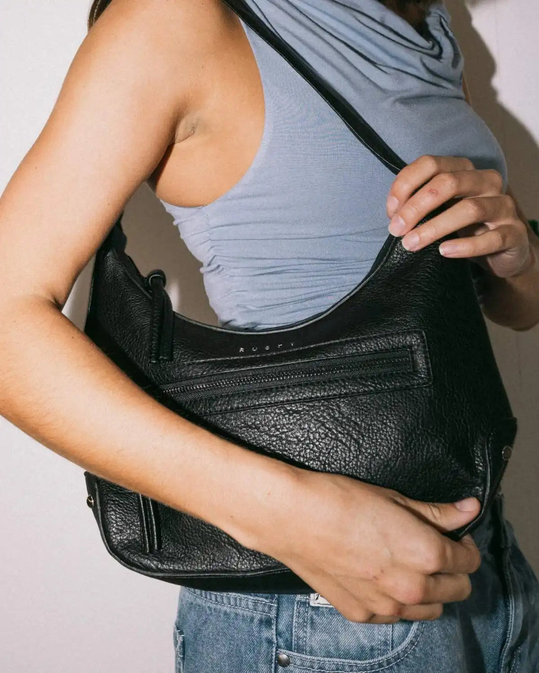 ASTORIA SHOULDER BAG