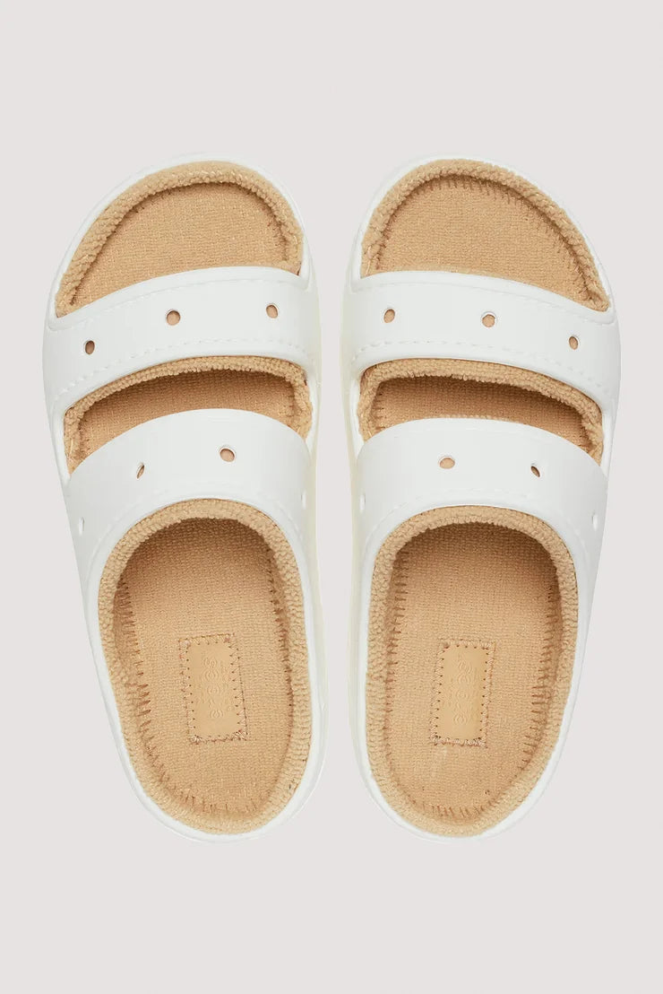 CROCS CLASSIC COZZZY TOWEL SANDAL