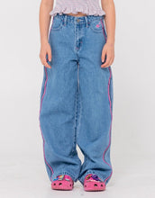 Load image into Gallery viewer, FLIP GIRL LOW RISE JEAN
