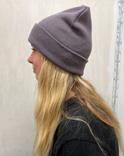 Load image into Gallery viewer, RSE CUFF BEANIE - MAUVE
