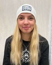 Load image into Gallery viewer, RSE SKULL TOWN BEANIE - WHITE
