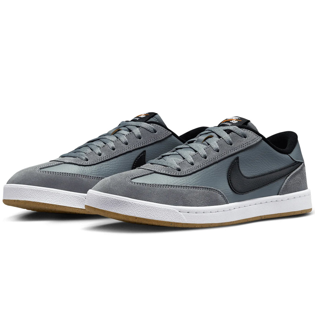 NIKE SB FC CLASSIC