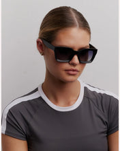 Load image into Gallery viewer, REALITY ONASSIS - BLACK
