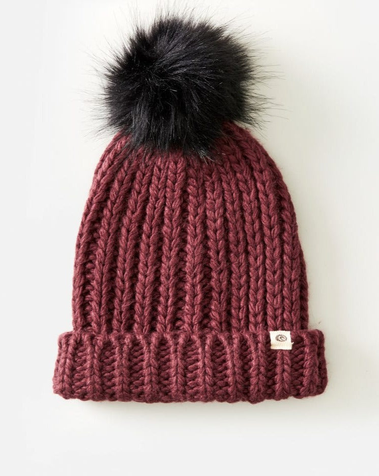 CHUNKY FUR POM BEANIE - MAROON