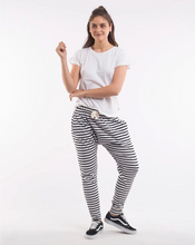 Load image into Gallery viewer, FLUID STRIPE PANT

