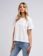 Load image into Gallery viewer, WASHED TEE - White
