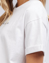 Load image into Gallery viewer, WASHED TEE - White
