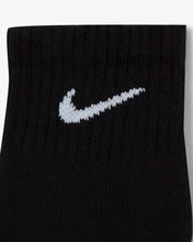 Load image into Gallery viewer, EVERYDAY CUSHIONED ANKLE SOCKS (3 PAIRS) - BLACK
