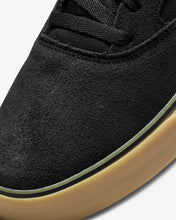 Load image into Gallery viewer, NIKE SB CHRON 2 - Black/White/Gum
