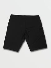 Load image into Gallery viewer, LIDO SOLID MOD 20&quot; BOARDSHORT - BLACK
