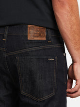 Load image into Gallery viewer, SOLVER MODERN FIT JEANS - RINSE
