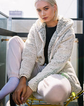 Load image into Gallery viewer, LIVED IN LOUNGE PHUZ UP JACKET - SAND
