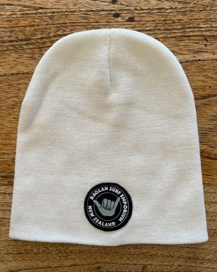 RSE SKULL SHAKA BEANIE - WHITE