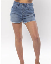 Load image into Gallery viewer, WEEKEND DENIM SHORT
