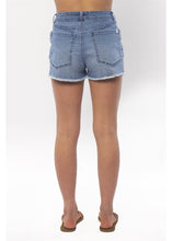 Load image into Gallery viewer, WEEKEND DENIM SHORT
