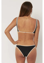 Load image into Gallery viewer, SOLID KYAN BRALETTE TOP - Black
