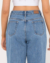 Load image into Gallery viewer, High baggy jean - Sea Blue
