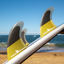 Load image into Gallery viewer, FCS II PERFORMER PC TRI FINS - MANGO
